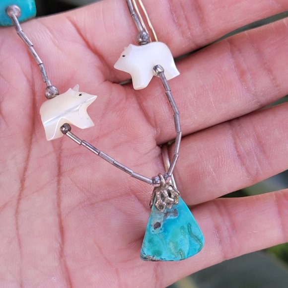 Absolutely stunning handmade Native American sterling silver, MOP bears, turquoi - Picture 3 of 14